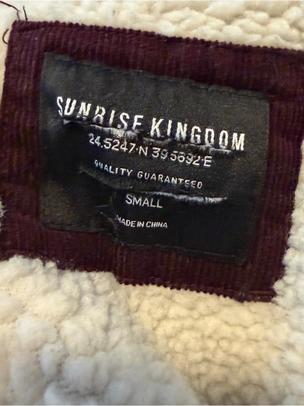 Corduroy Sherpa-Lined Trucker Jacket in Burgundy Small - Picture 5 of 6